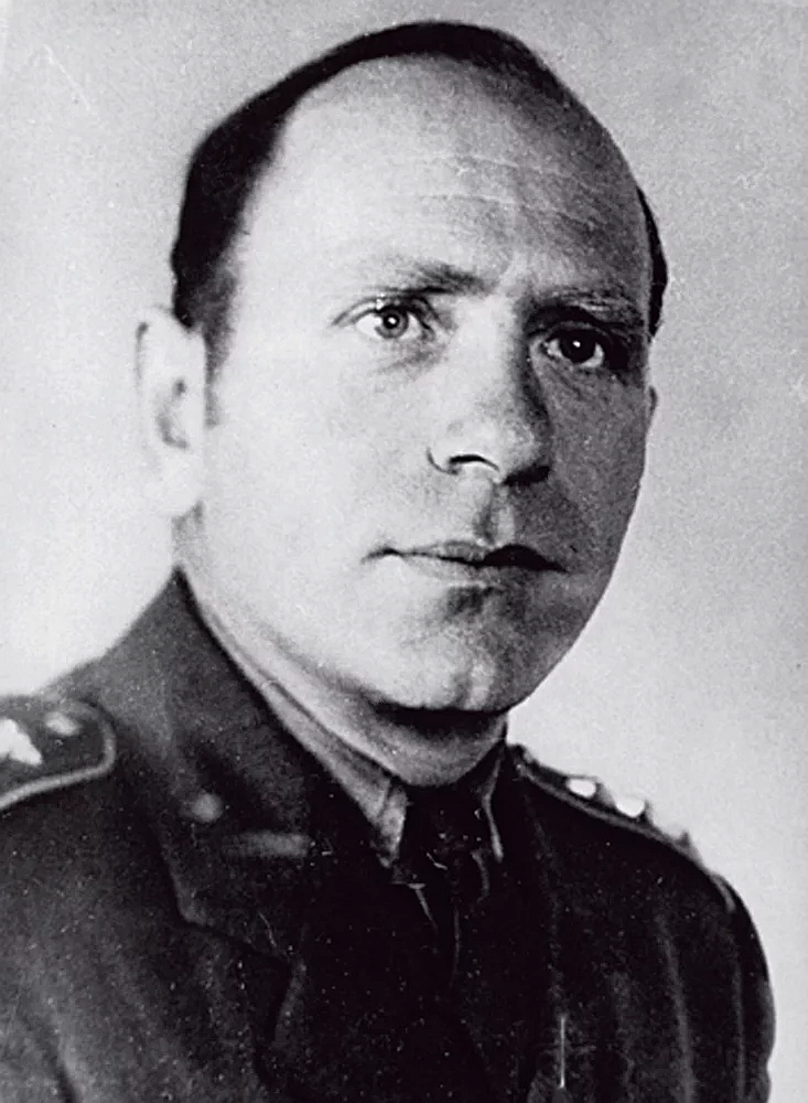 Adolf Horák (16. 5. 1908 – 1. 3. 1945) byl velitelem výsadku SULPHUR