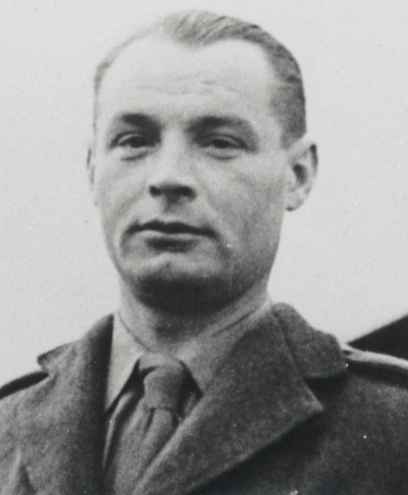 Bohumil Bednařík (20. 8. 1911 – 28. 2. 1973) byl velitelem výsadku CHALK